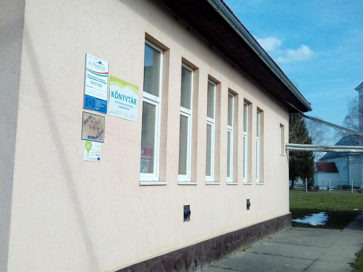 Barabás Könyvtár, Információs és Közösségi Hely