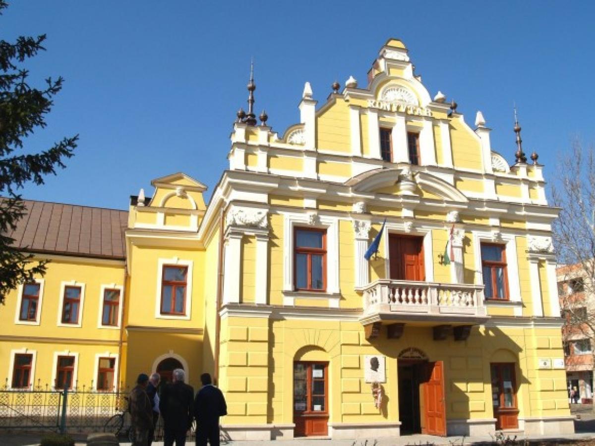 Várday István Városi Könyvtár