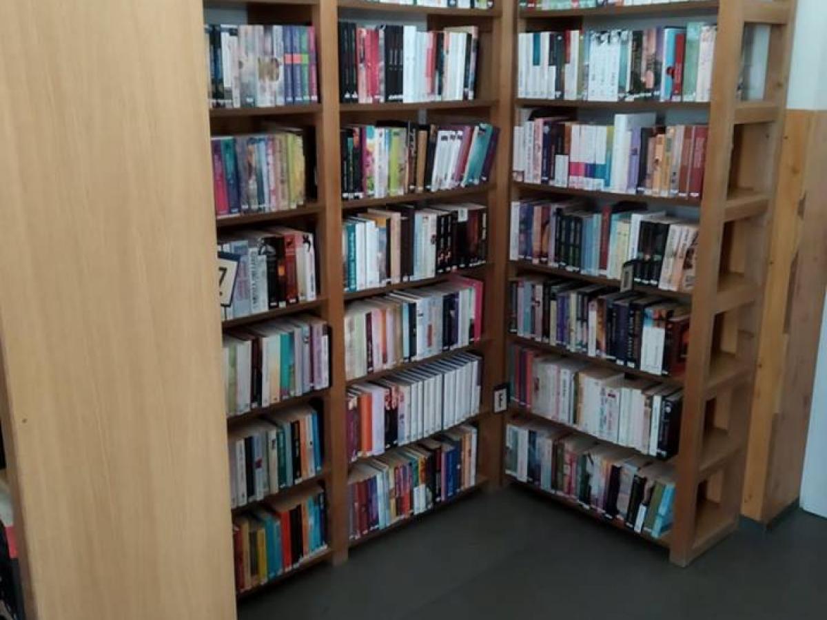 Kölcse Könyvtár, Információs és Közösségi Hely