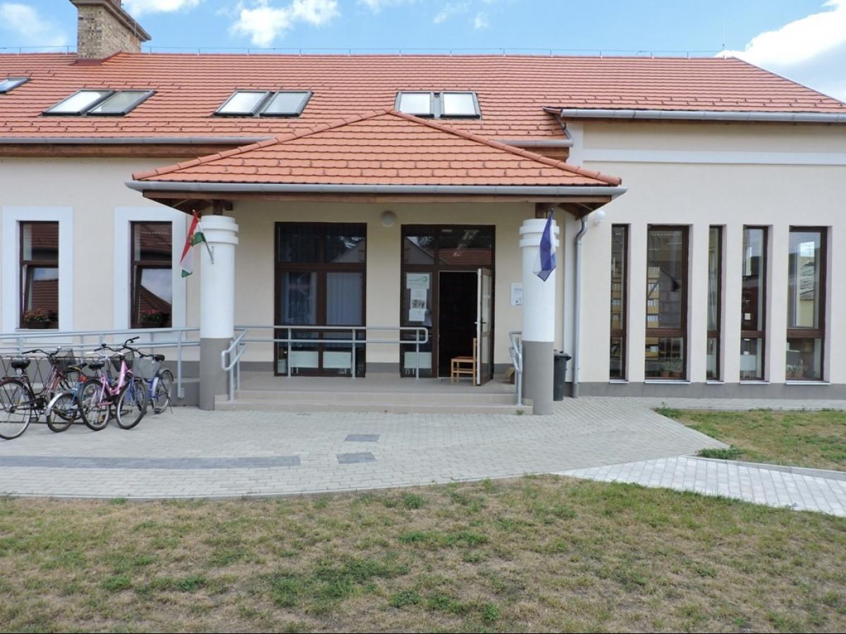 Máriapócsi Művelődési Ház és Városi Könyvtár
