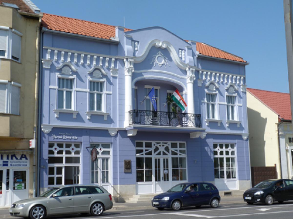 Balázs József Városi Könyvtár 