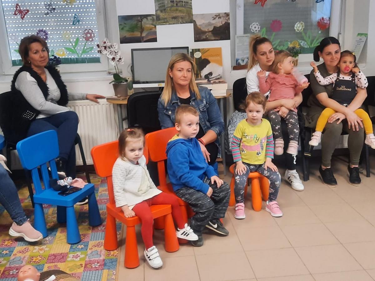 Sényő Könyvtár, Információs és Közösségi Hely 