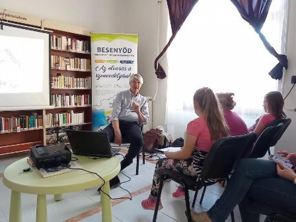 Besenyőd Könyvtár, Információs és Közösségi Hely
