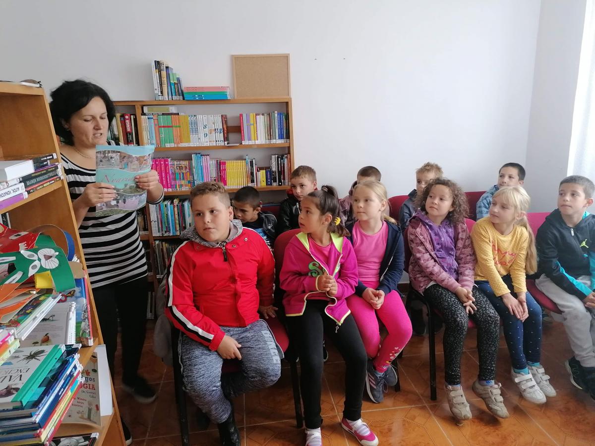 Ura Könyvtár, Információs és Közösségi Hely