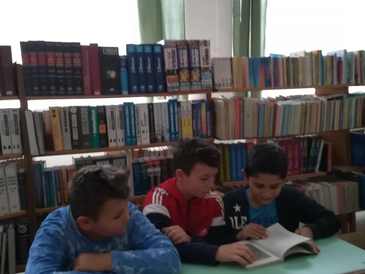 Encsencs Könyvtár, Információs és Közösségi Hely 