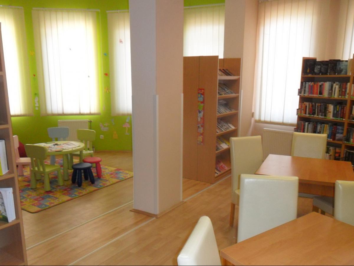 Kisvarsány Könyvtár, Információs és Közösségi Hely 
