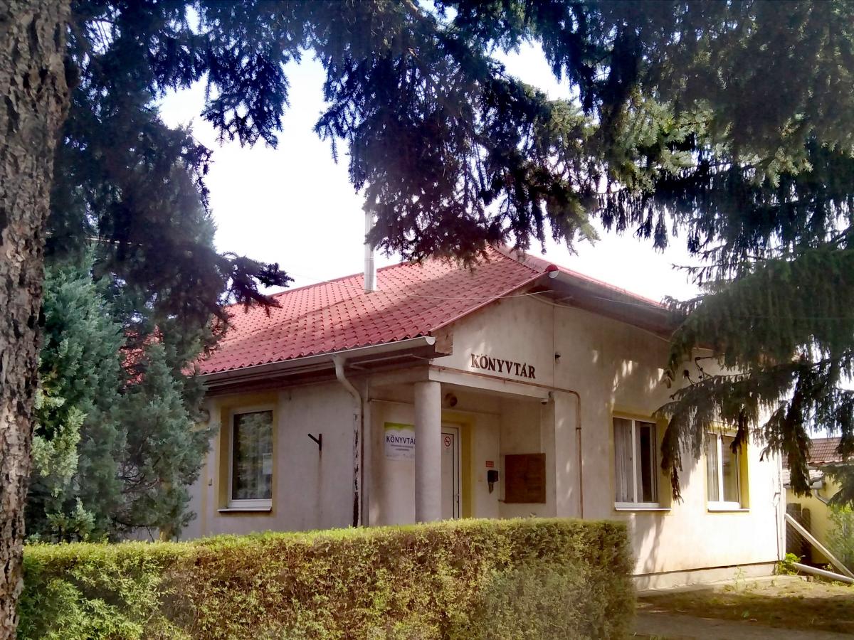 Kótaj Könyvtár, Információs és Közösségi Hely 