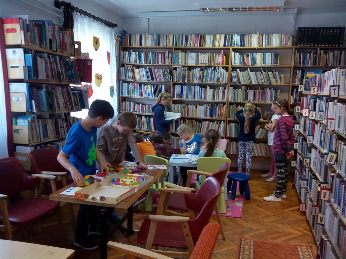 Napkor Könyvtár, Információs és Közösségi Hely 