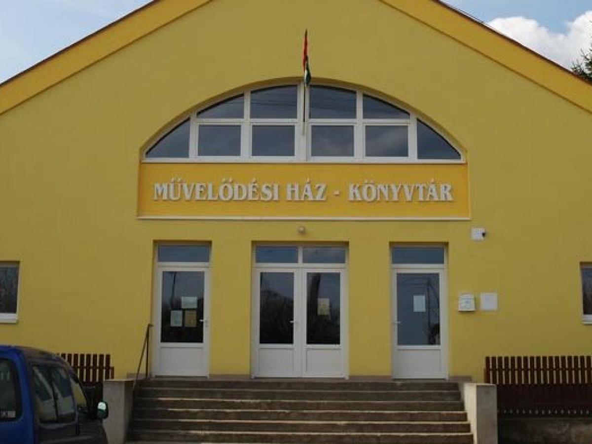 Napkor Könyvtár, Információs és Közösségi Hely 